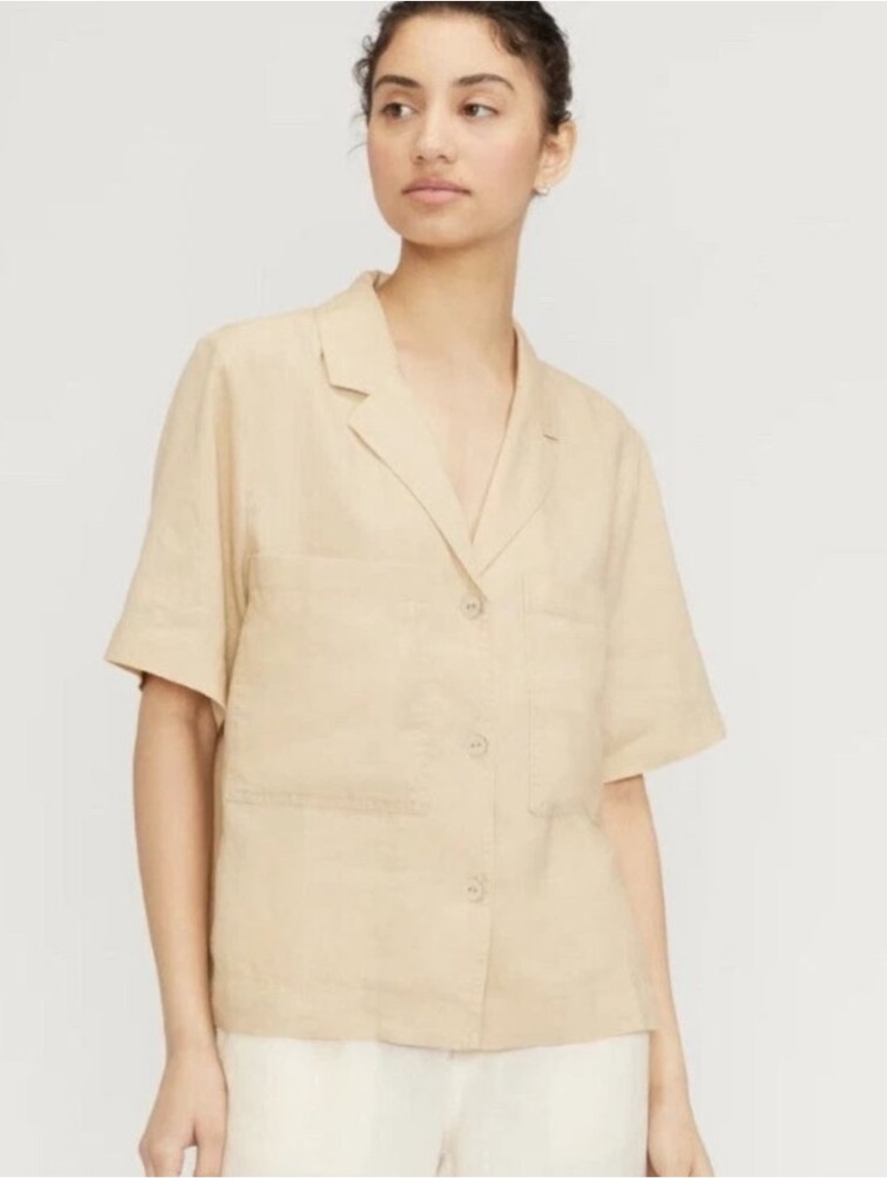 Everlane Beige Short-Sleeve Button-Down Camp Collar Top